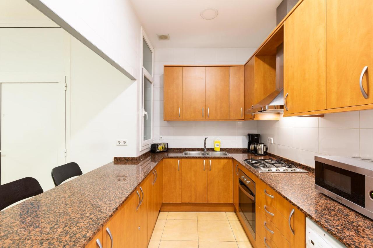 Stay U-Nique Apartments Urgell Barcelona Kültér fotó