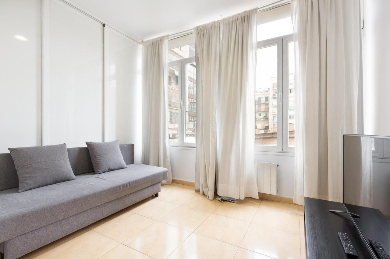Stay U-Nique Apartments Urgell Barcelona Kültér fotó