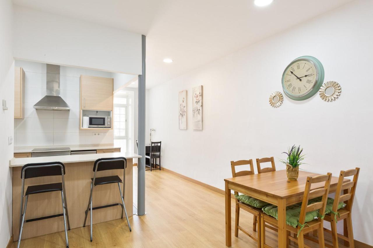 Stay U-Nique Apartments Urgell Barcelona Kültér fotó